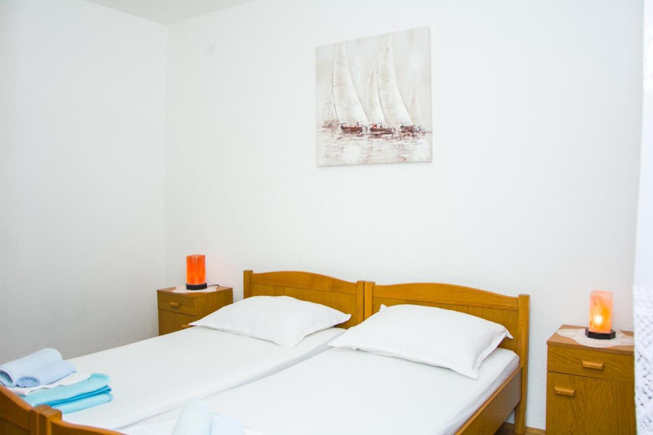 Apartman Gromila Сень Экстерьер фото